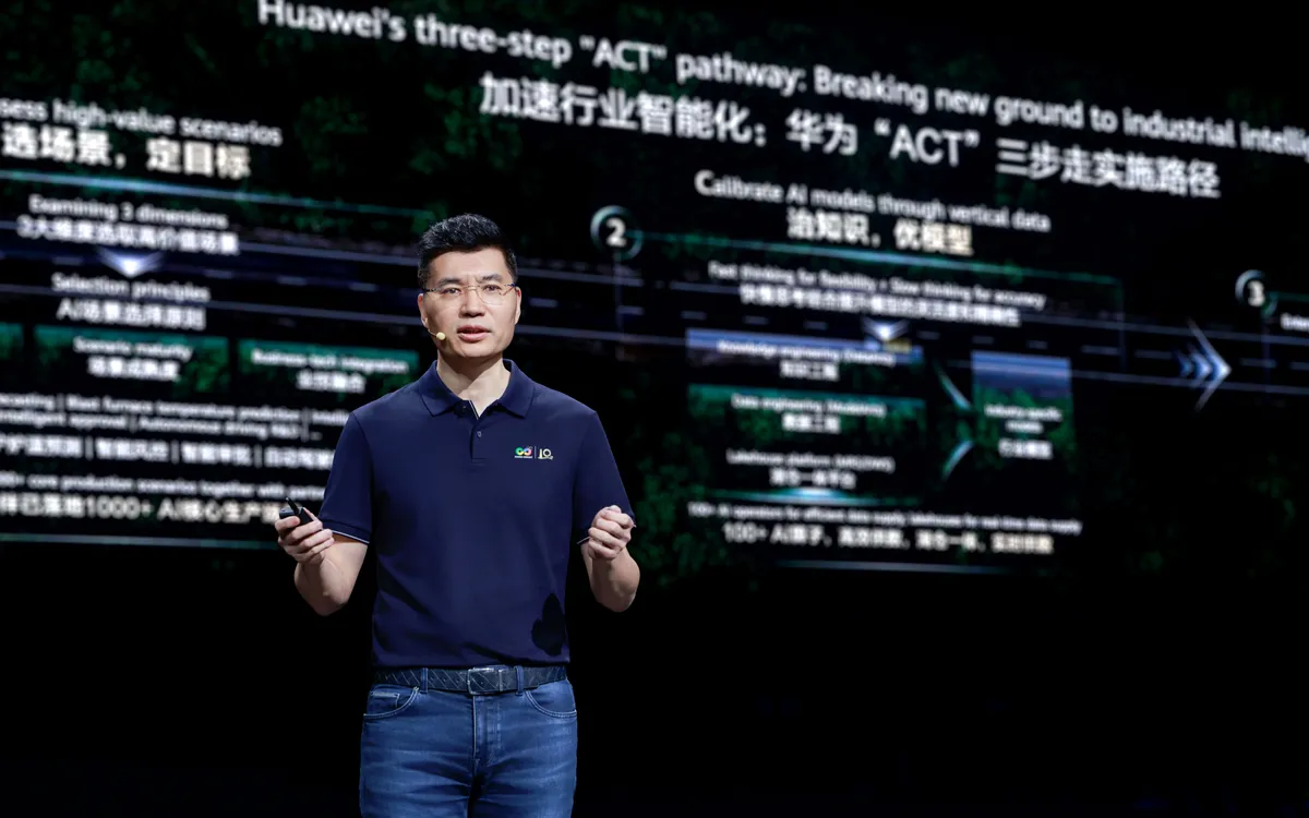 ông Leo Chen, Phó Chủ tịch Cấp cao Huawei chia sẻ tại sự kiện